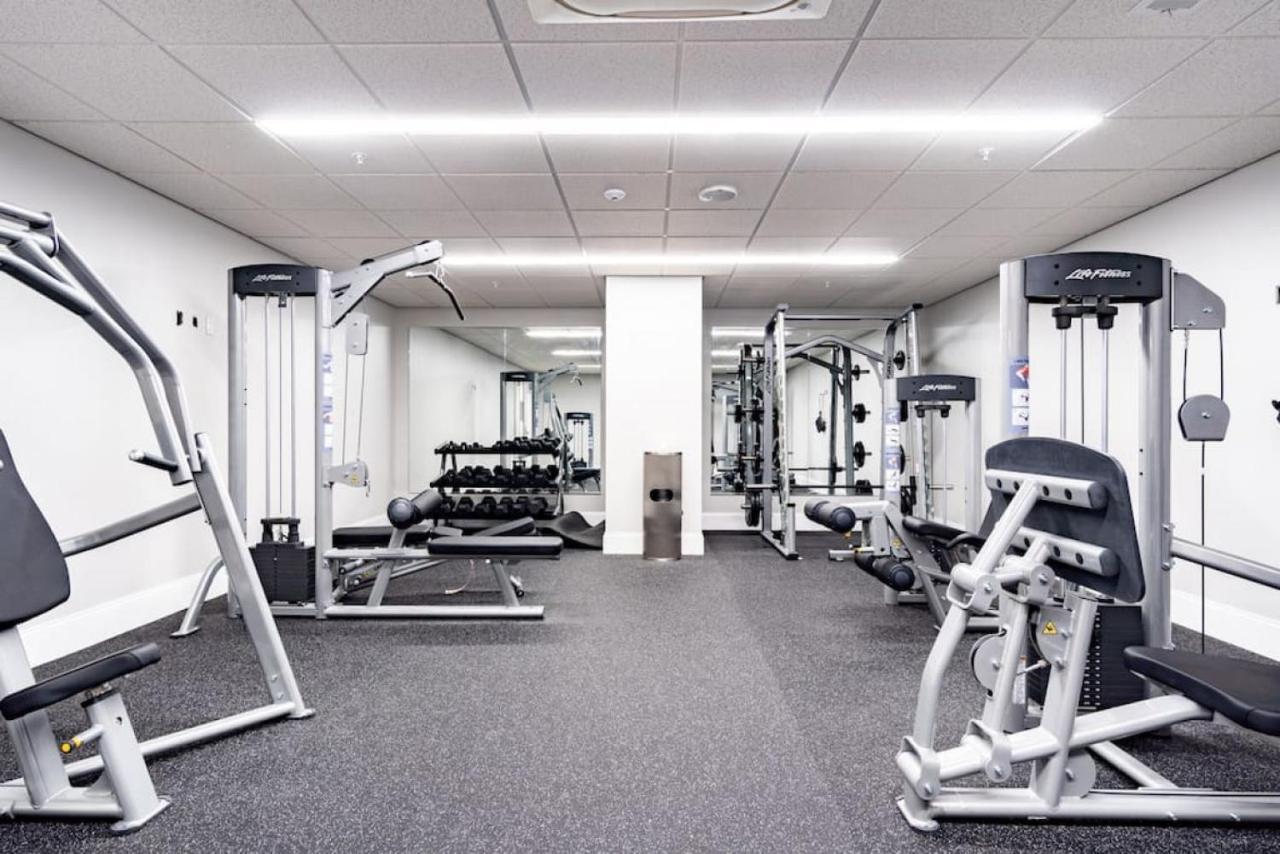 Hostwise Stays - The Washington At Chatham - Free Parking, Private Gym, Skyline Views! Питтсбург Экстерьер фото